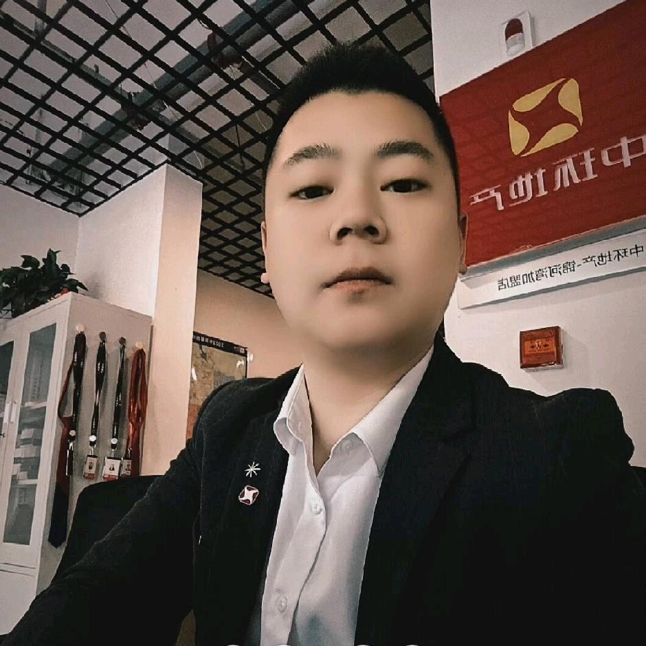 房地产界的帅哥，小孟