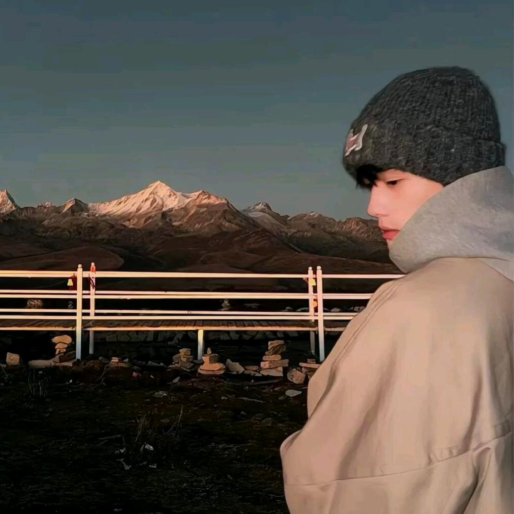 念旧的人不配幸福.