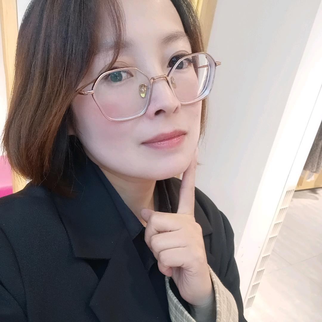 屏儿🍭🍭