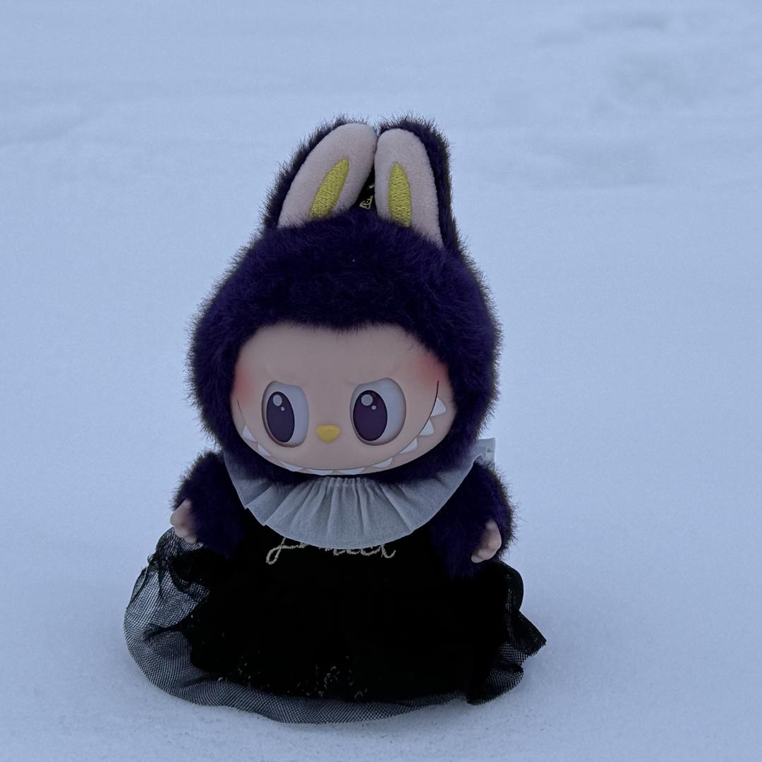 小 王