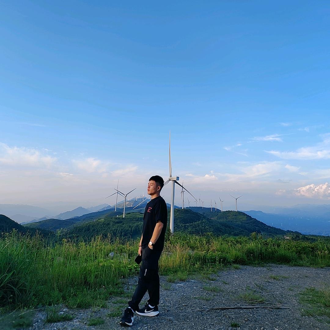 小覃同学