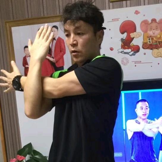 体育  宝老师