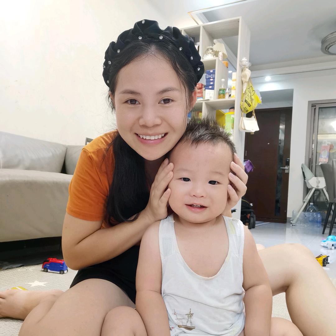 航宝妈妈三个娃