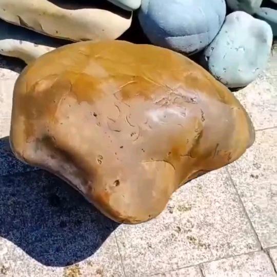 天雕奇石