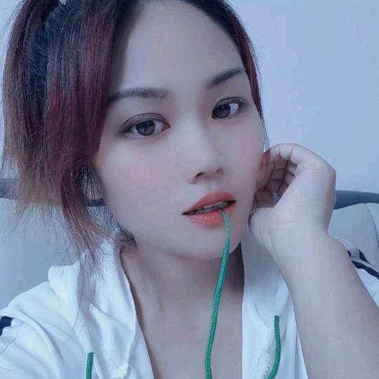 亚亚《利亚》
