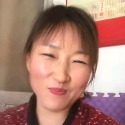 王梅爱唱歌