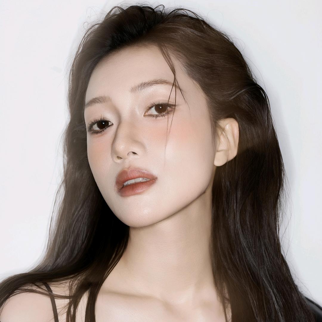 老板娘安安（气质穿搭）