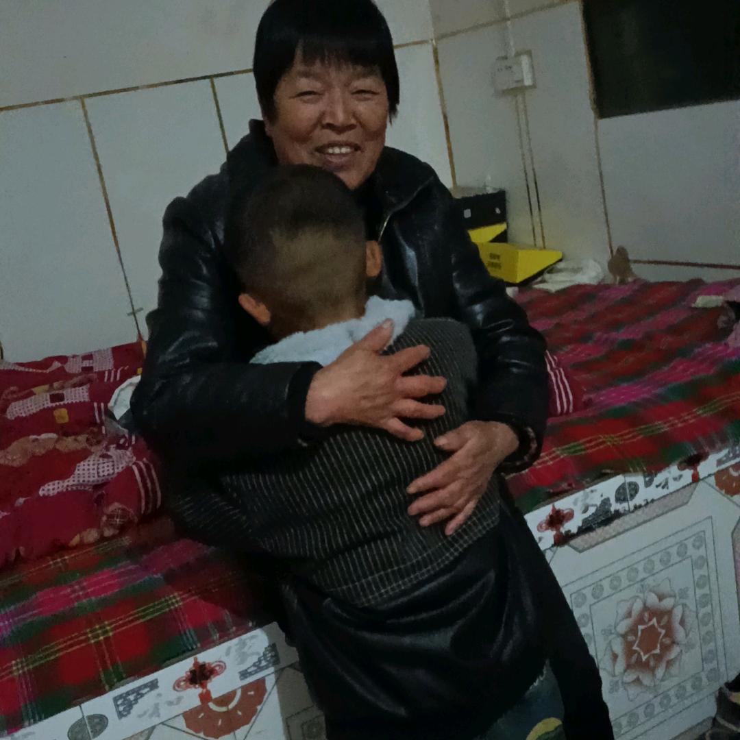 用户28975877