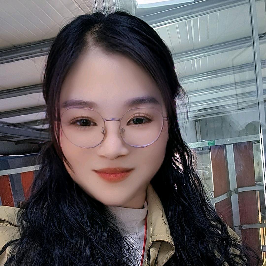 杨玲做断桥铝门窗