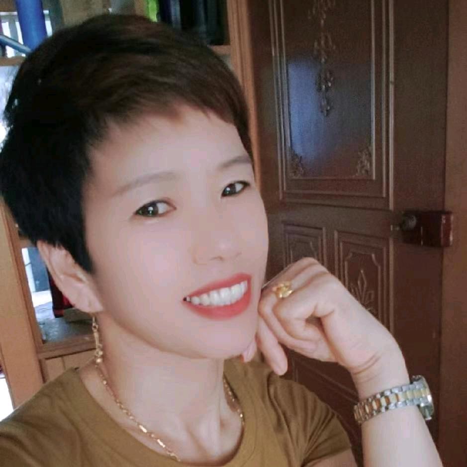 善门开。接善缘。霞。