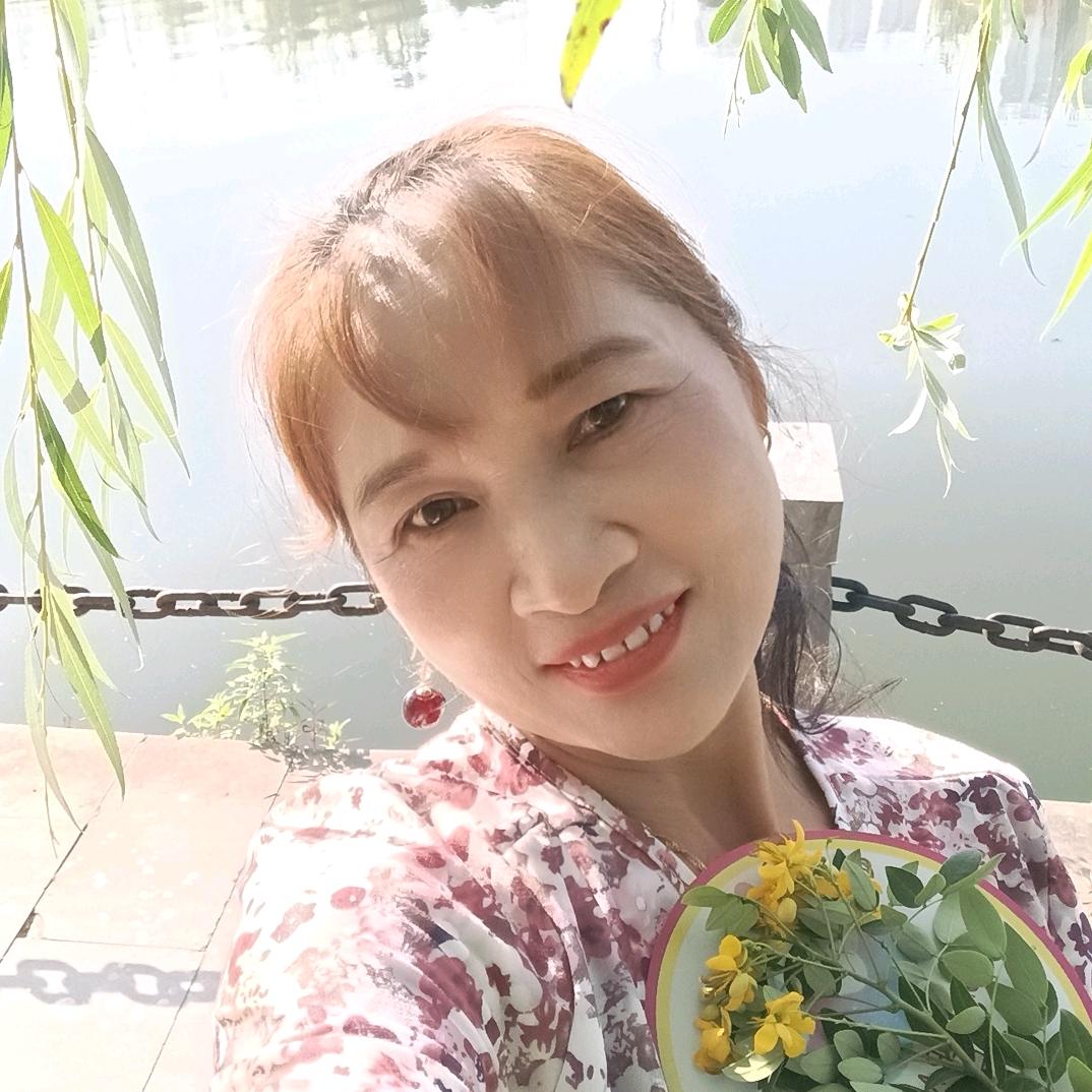啊莲姐8点创业