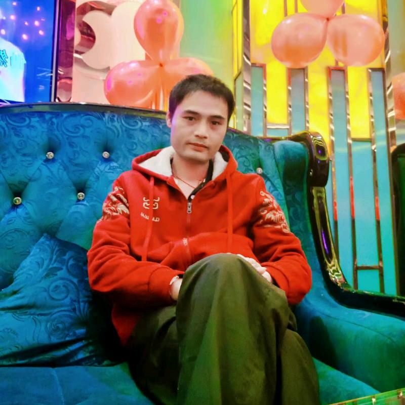 博白熊哥86年的🐯'