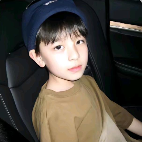 守村人