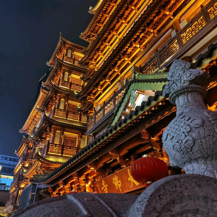 何某不会擦皮鞋