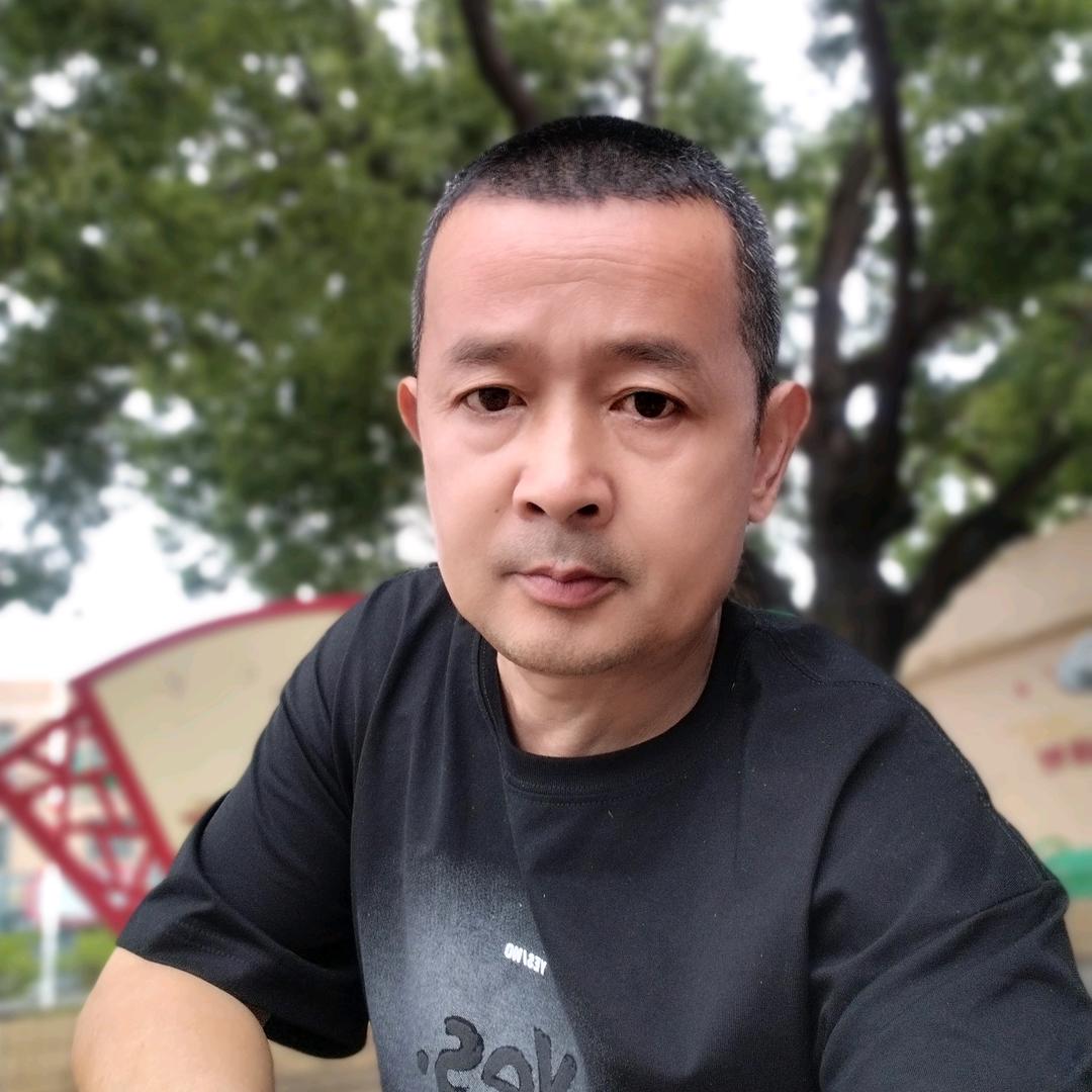 强子哥
