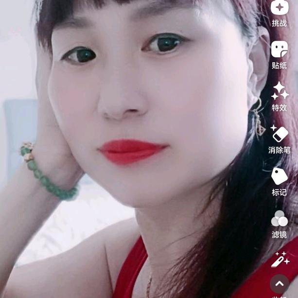 铲车妹，不定时开播（吕）