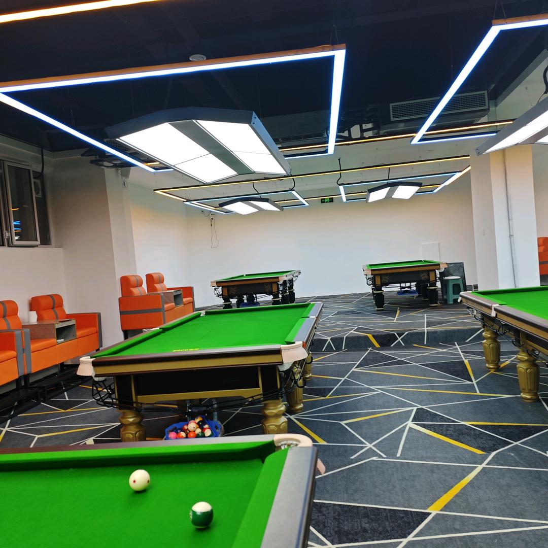 顺成台球厅