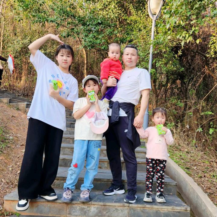 阳光普爱