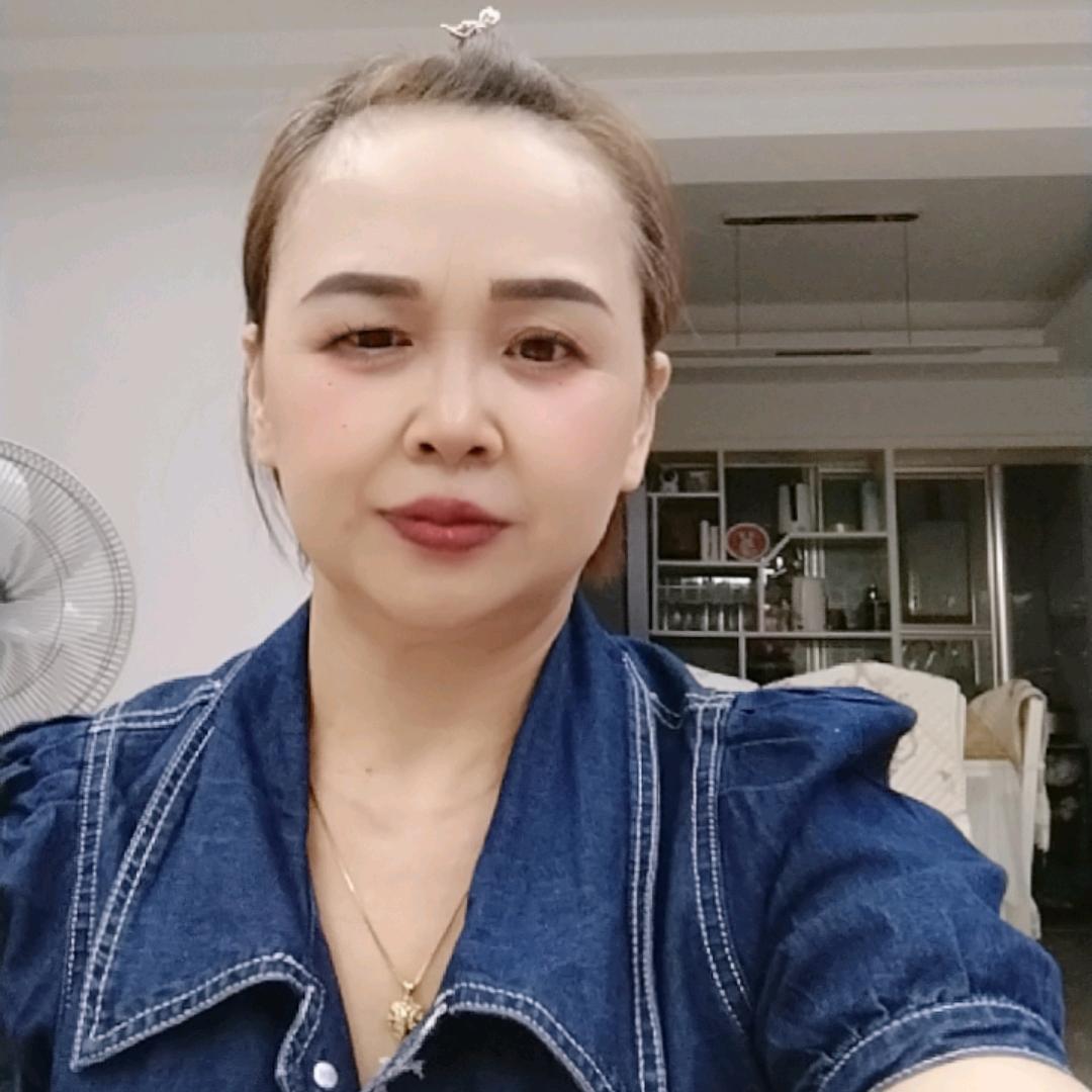 开心就好䭹天主播