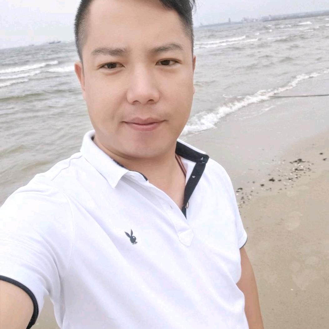 三棵树仿石漆小林子