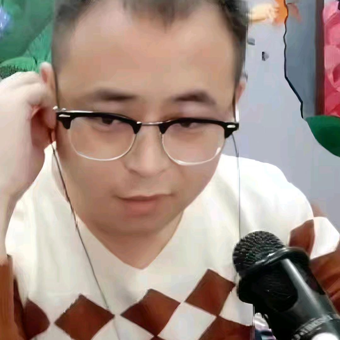 low蚁侠哥
