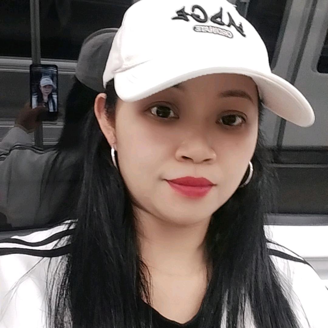 雄鹰舞蹈队……欣欣