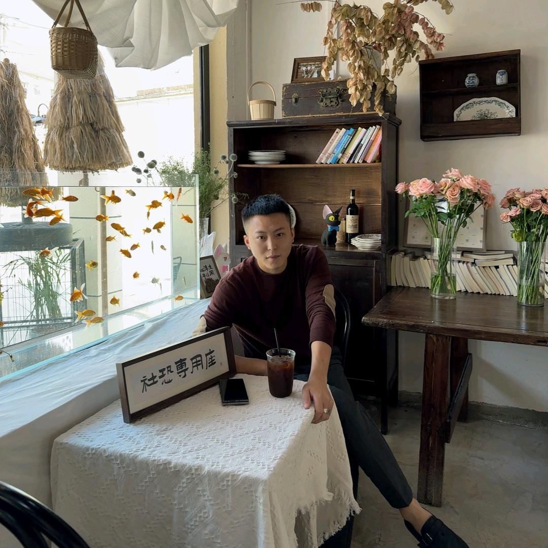 小欢喜 °  ✨ 🌞