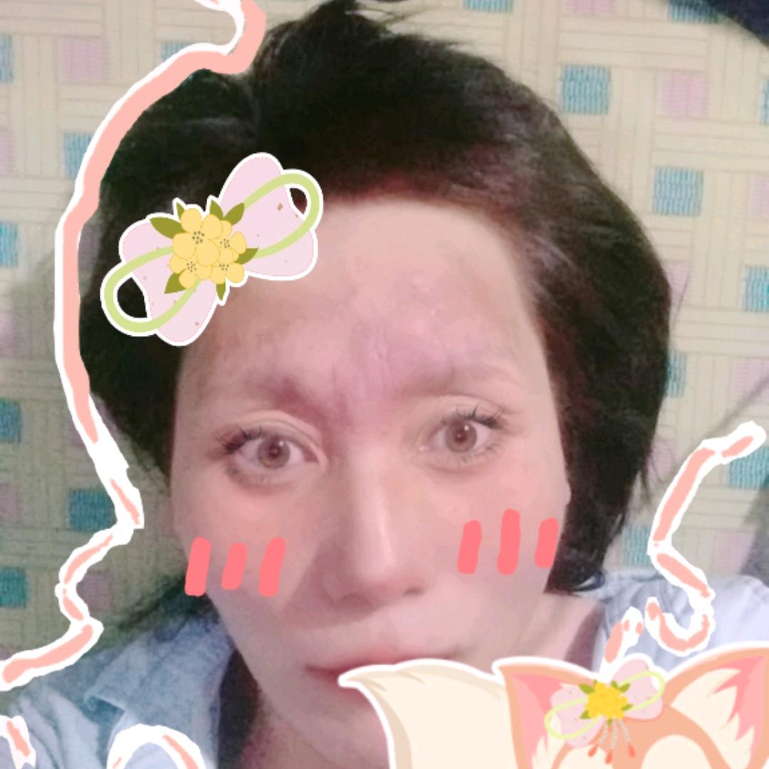 裴彩丽