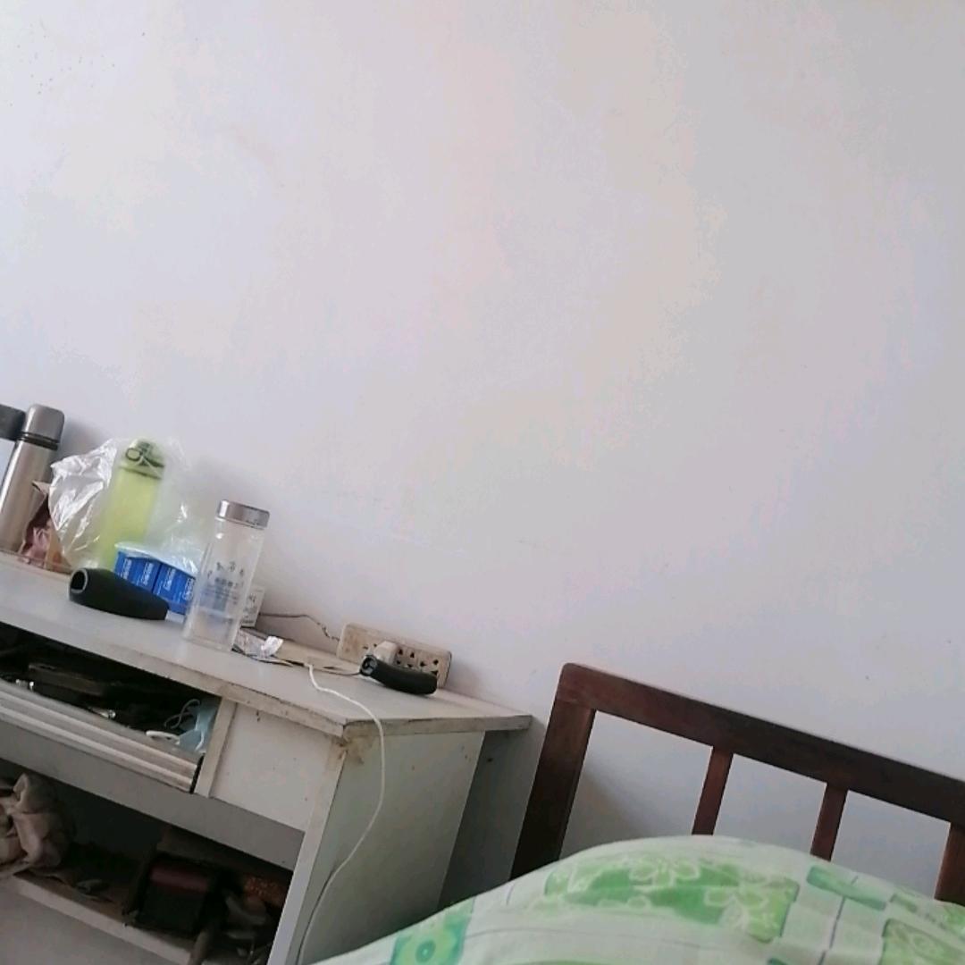 誒喲維⁹⁸⁵