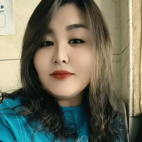 乌云其其格