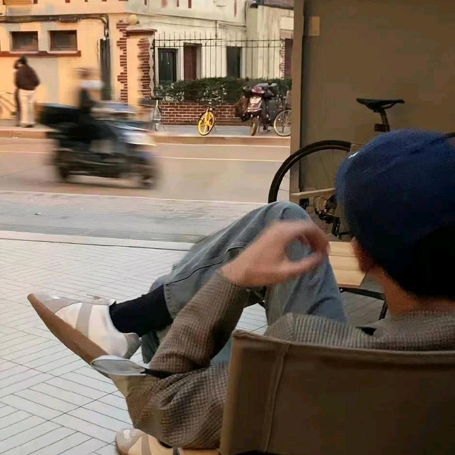 迪~迦