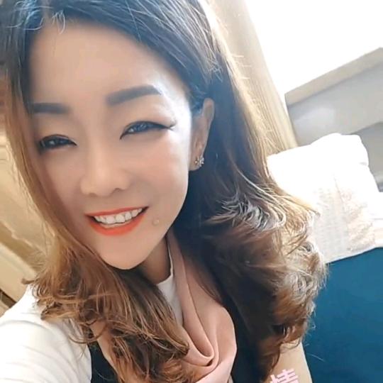 丽丽lily