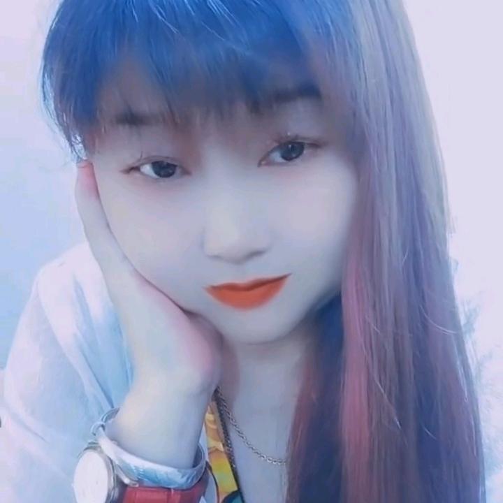 淡 若 秋 荷