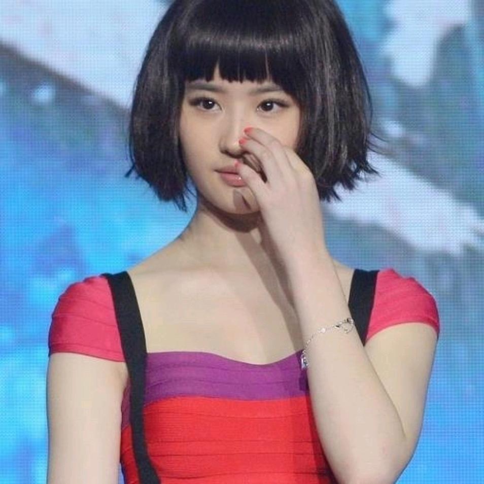 颜(눈_눈)娱