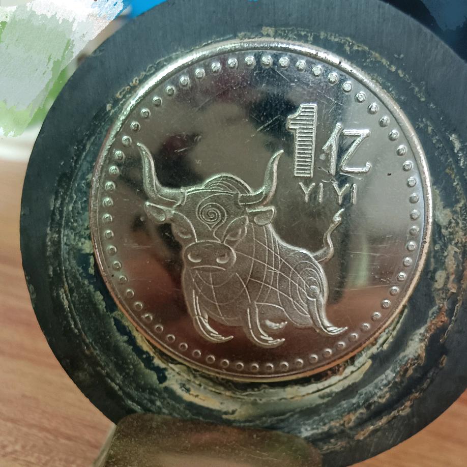 张岁根