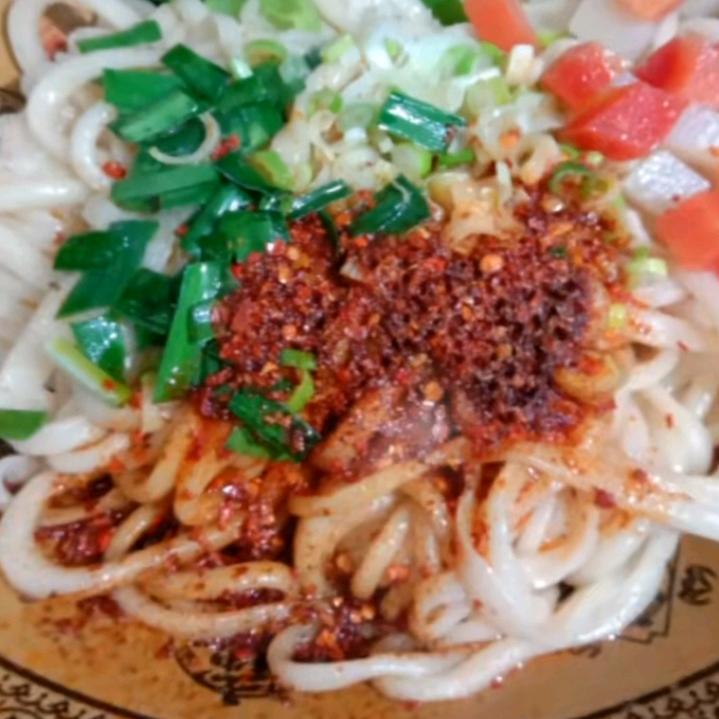 三原孔海涛油泼面（白鹿花园西）