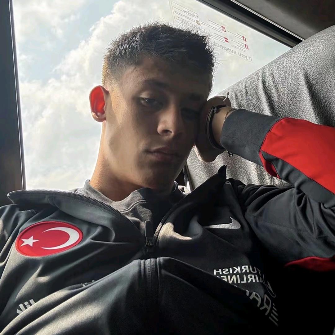 ♱𝑃𝑒𝑒𝑝𝑒𝑠♡