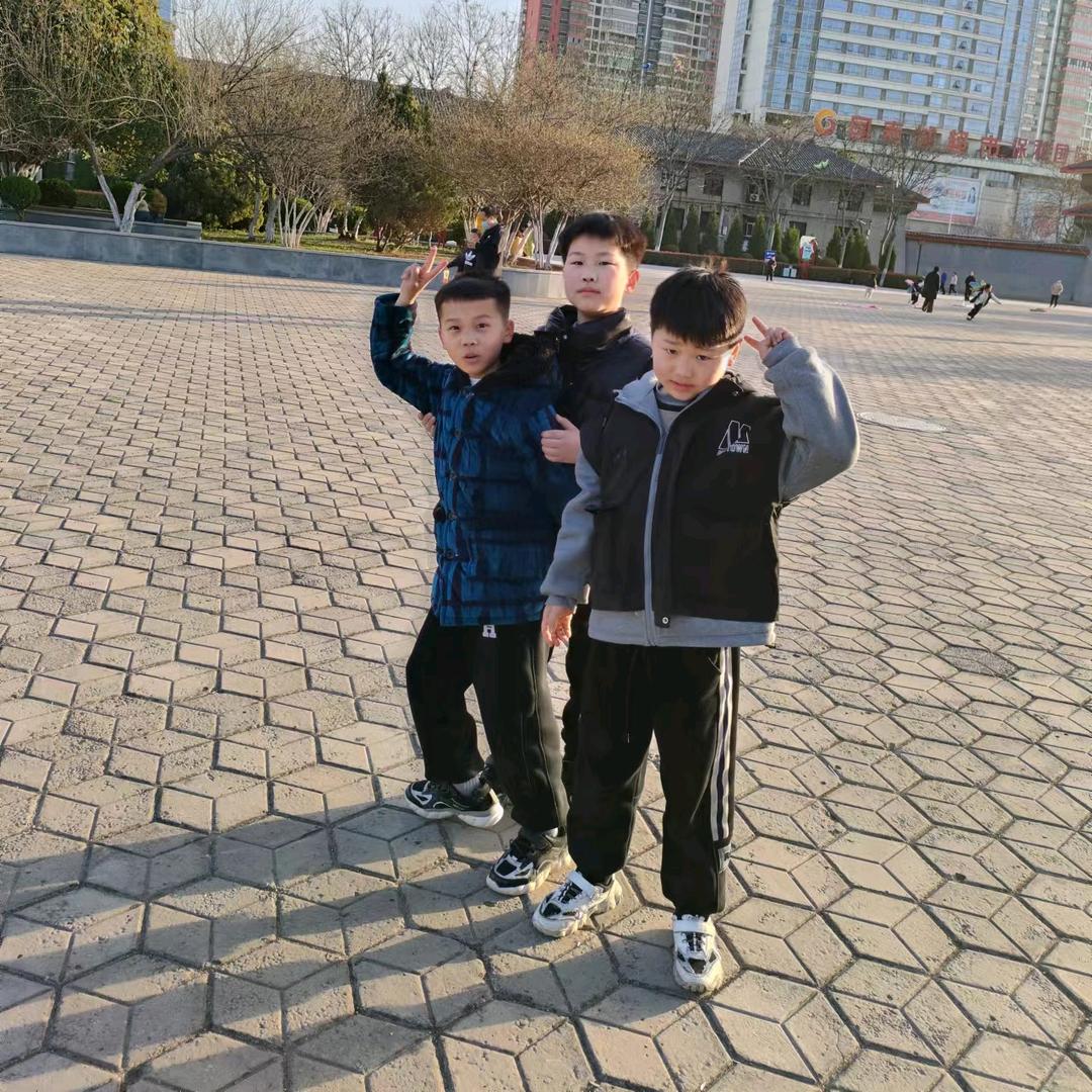 张侠