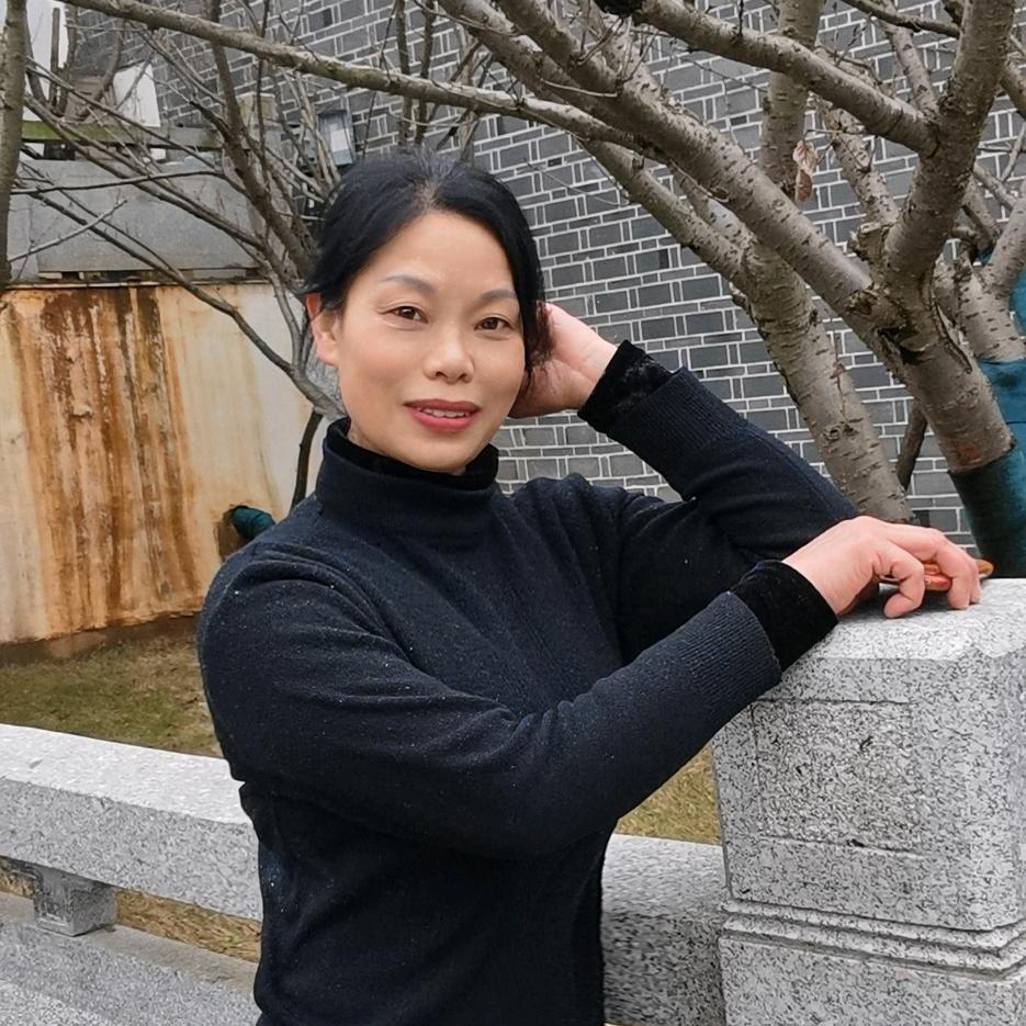 何姐🎤（新人首播第一天）