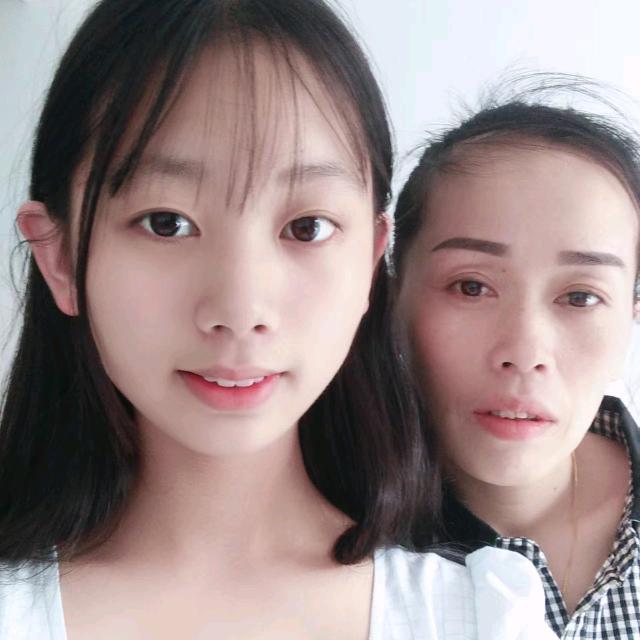 单亲妈妈。不靠男人。