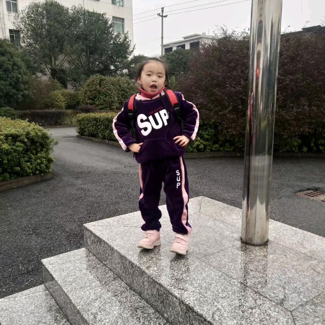 带刺的玫瑰