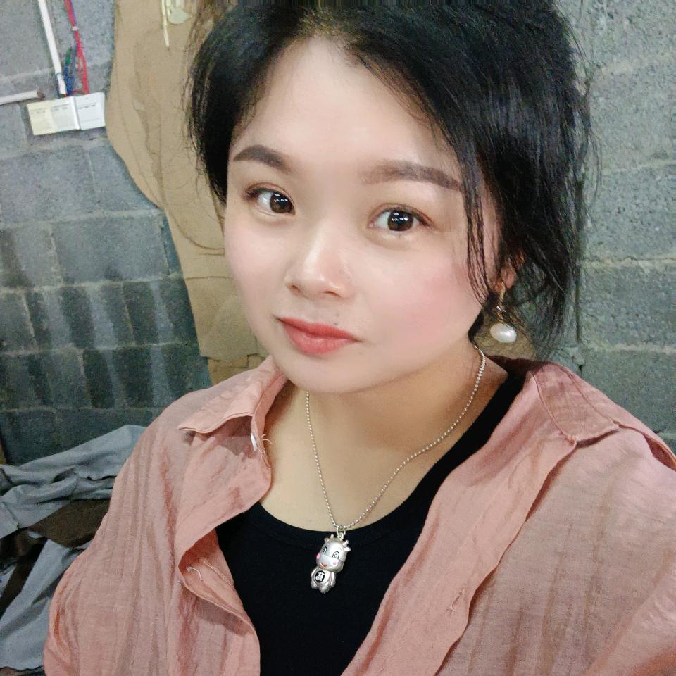 肖丽娜