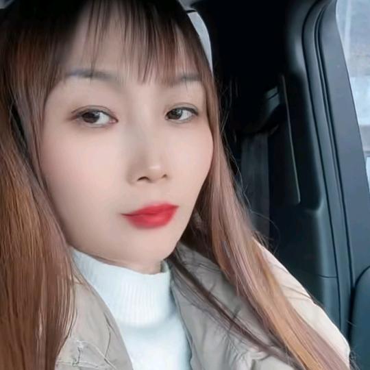 红姐，暂时不定时的开首播。