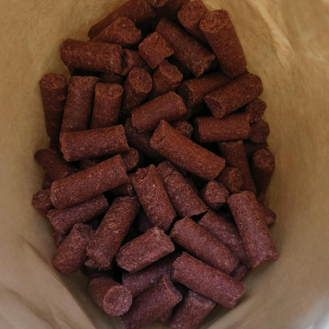 一条杆溪流颗粒代工厂