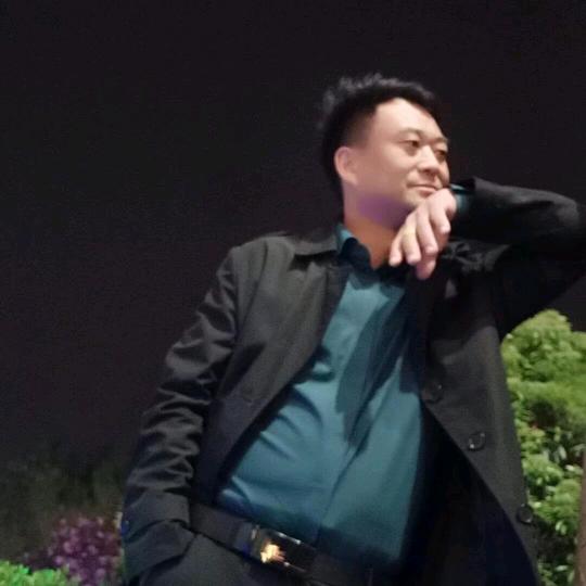 康玉伟