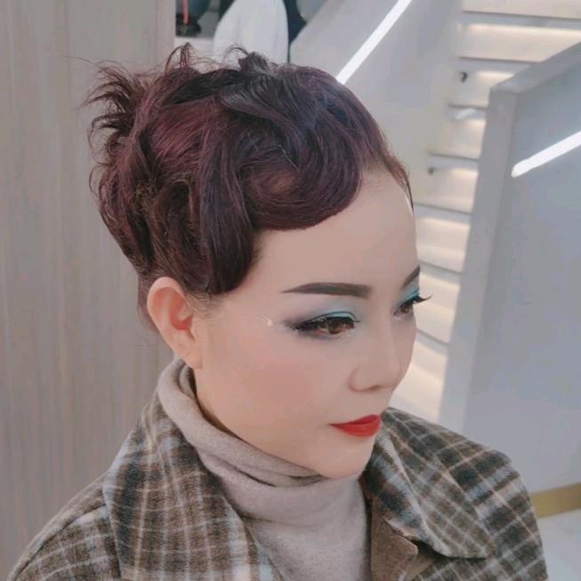 爱好跳舞(格格)