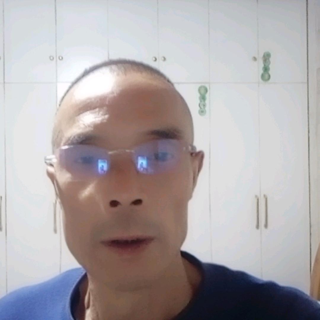 曹登良、