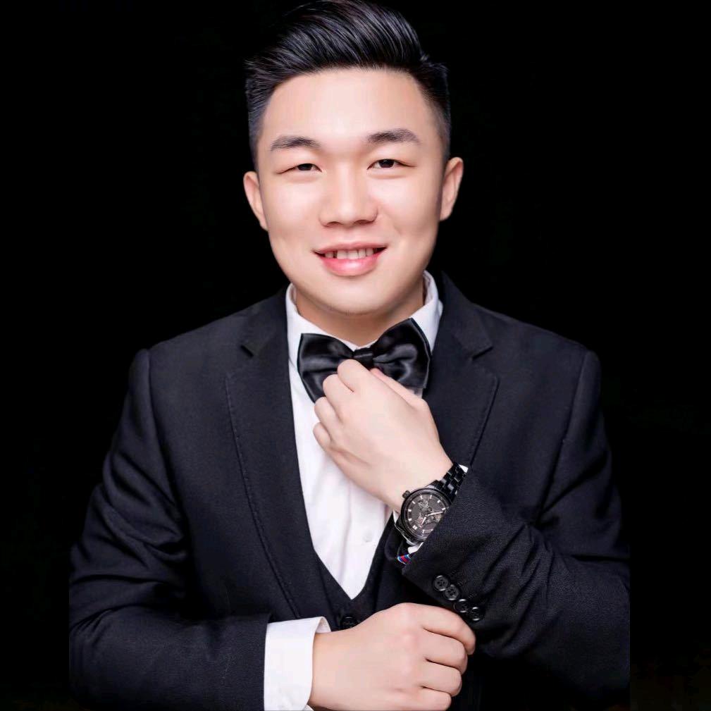 自贡金融秦仕江