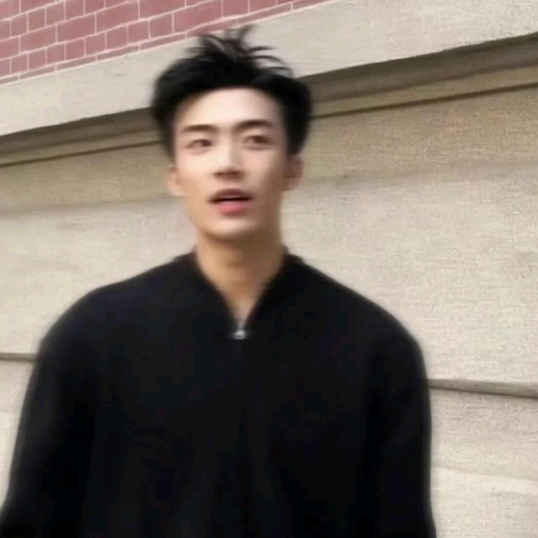 小许.