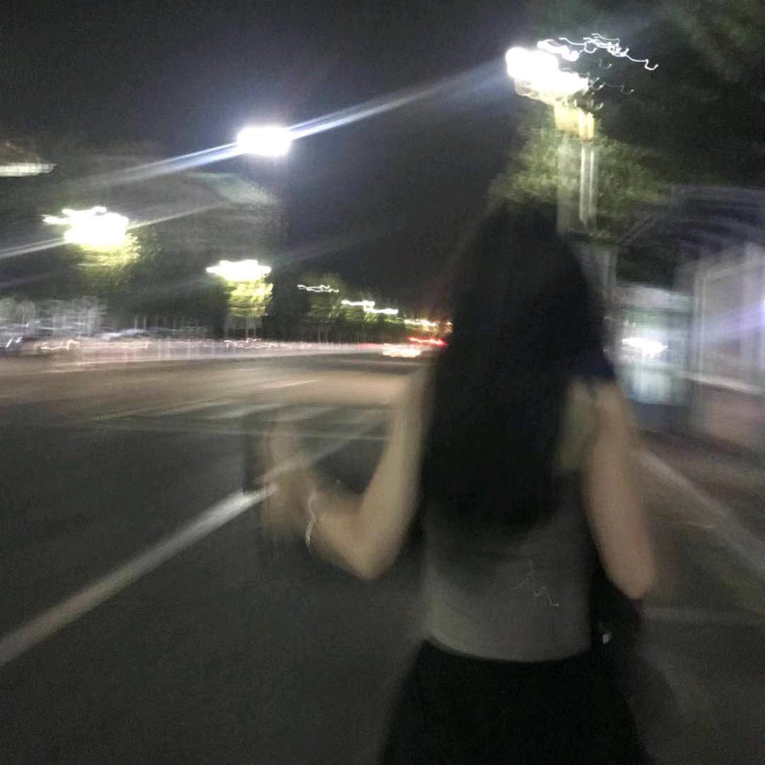 Z。